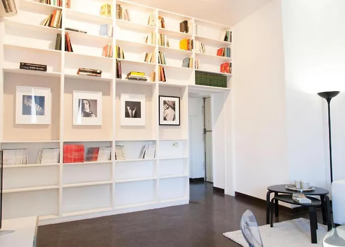 Magenta Navona Design